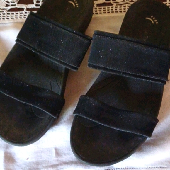 Sz 8 Bare Traps Gemini Slip-on Sandals - Picture 5 of 7